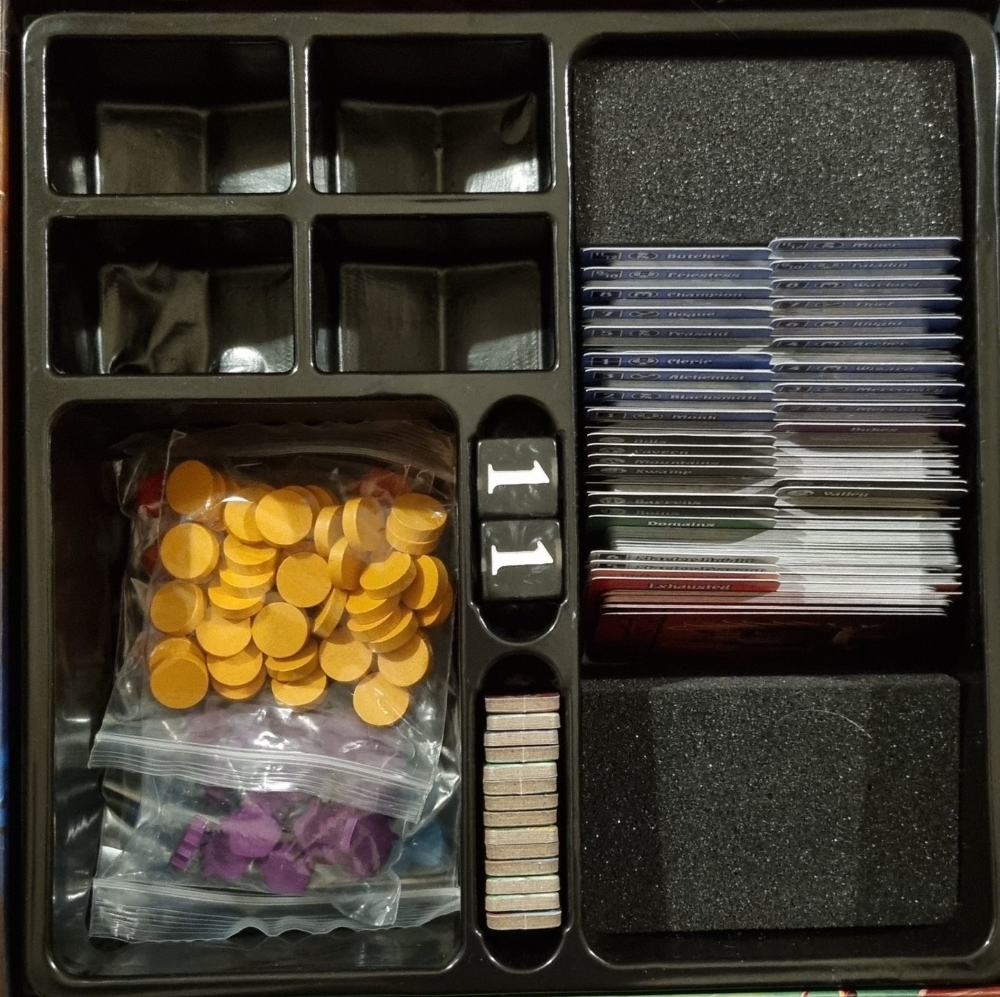 Valeria: Card kingdoms